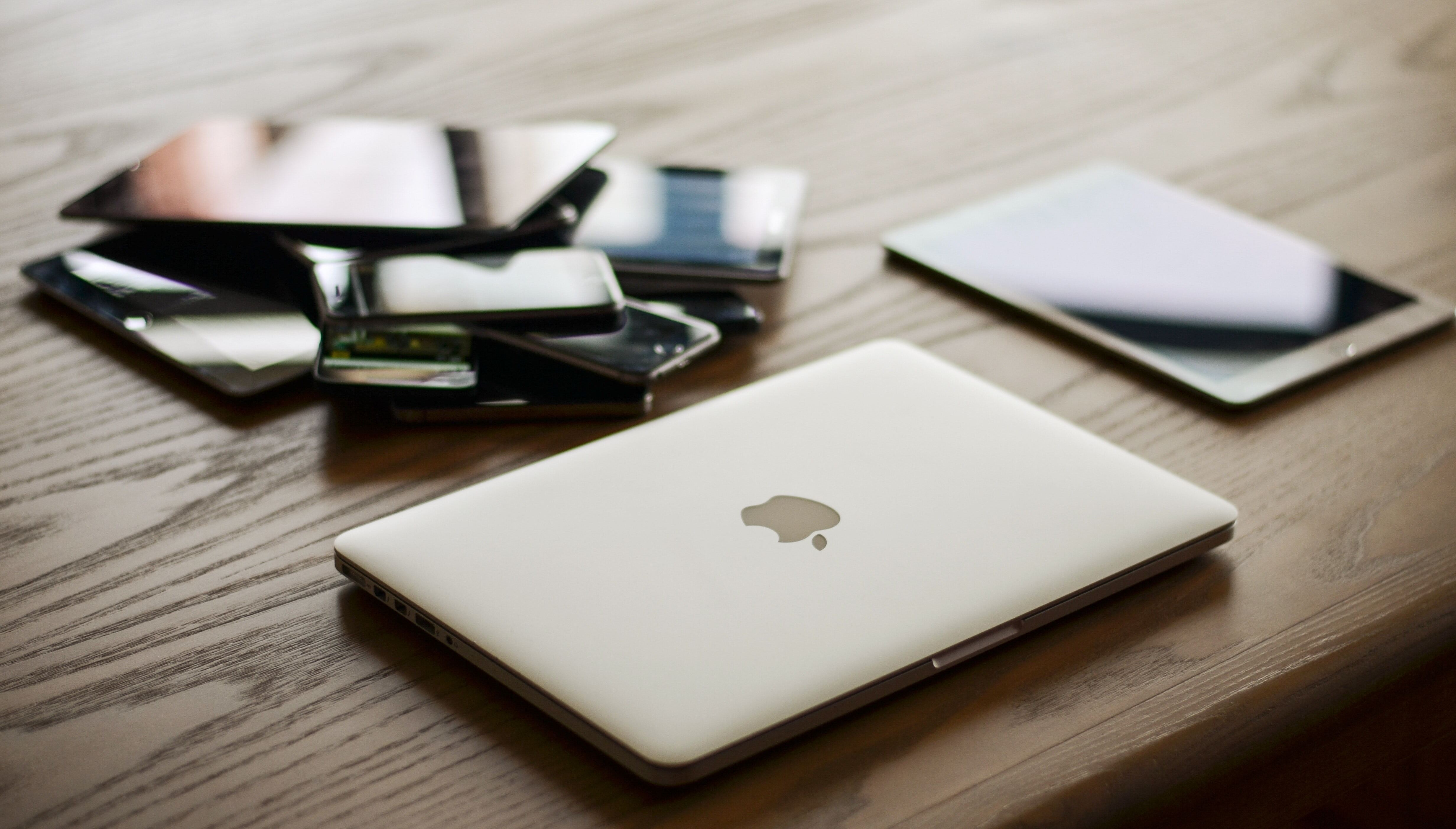 How to Ship iPads and Other Tablets by Post or Courier